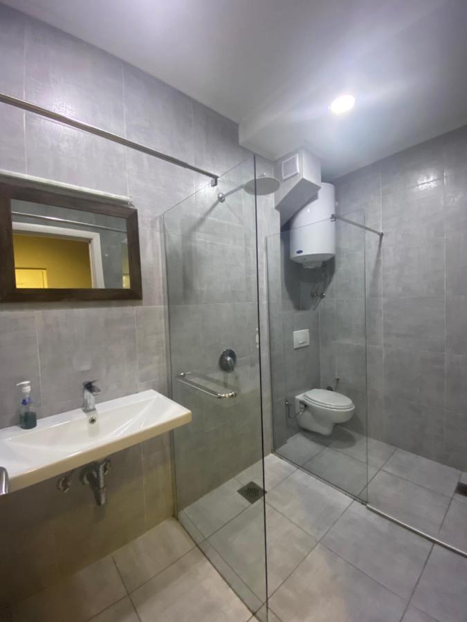 Fama Aparthotel Skopje Exterior photo
